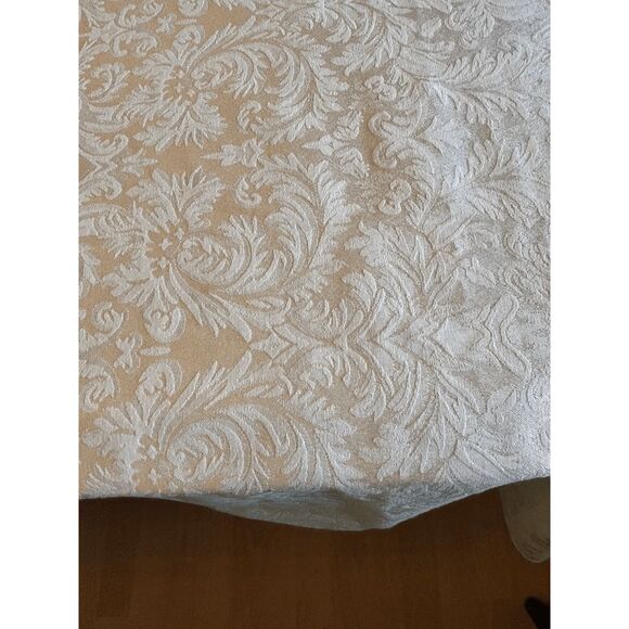 Classic Cream Colored Large Tablecloth, 116" x 61" Scroll Pattern, Entertaining - Picture 2 of 7